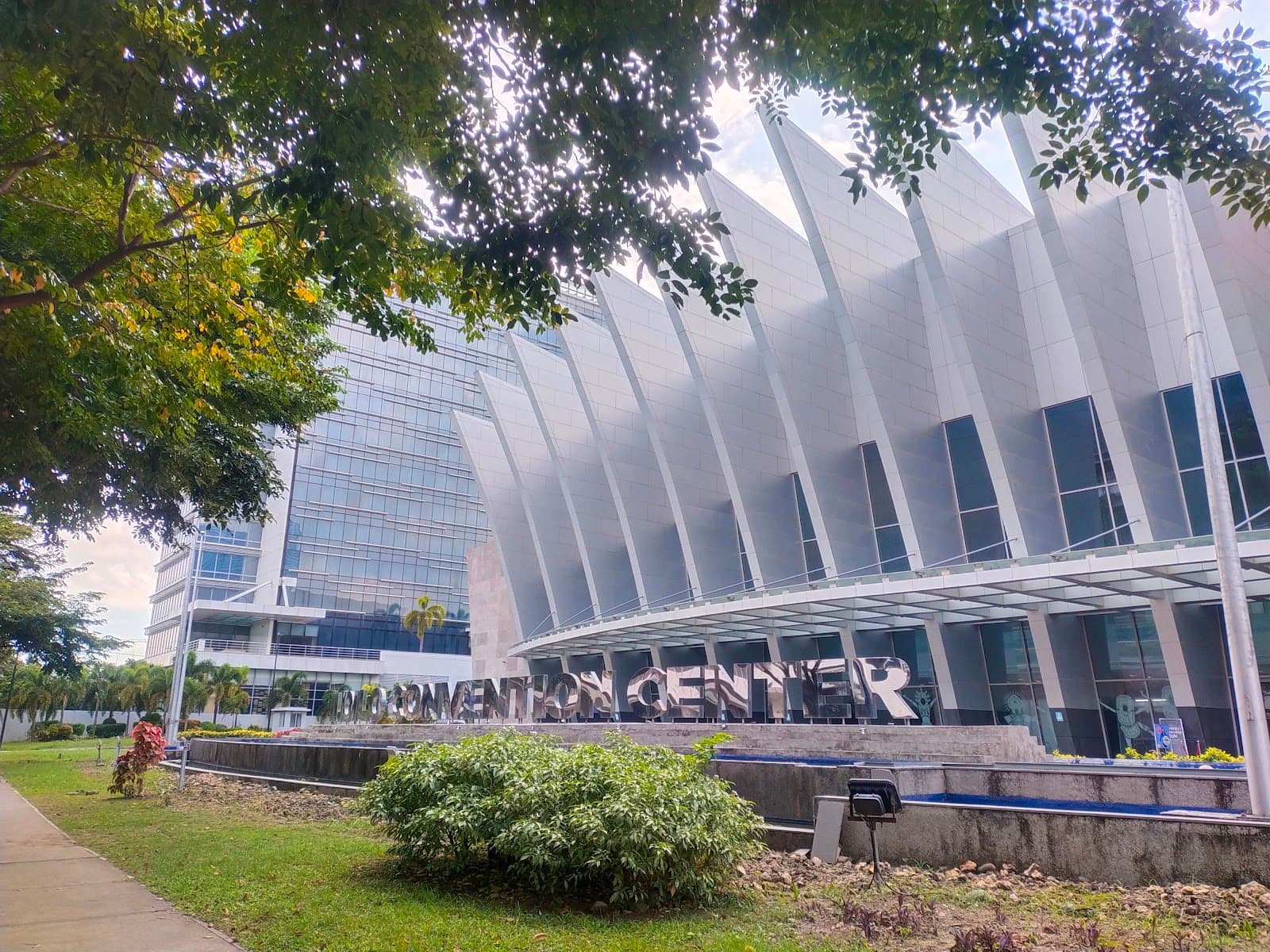 Iloilo Convention Center - Image 1