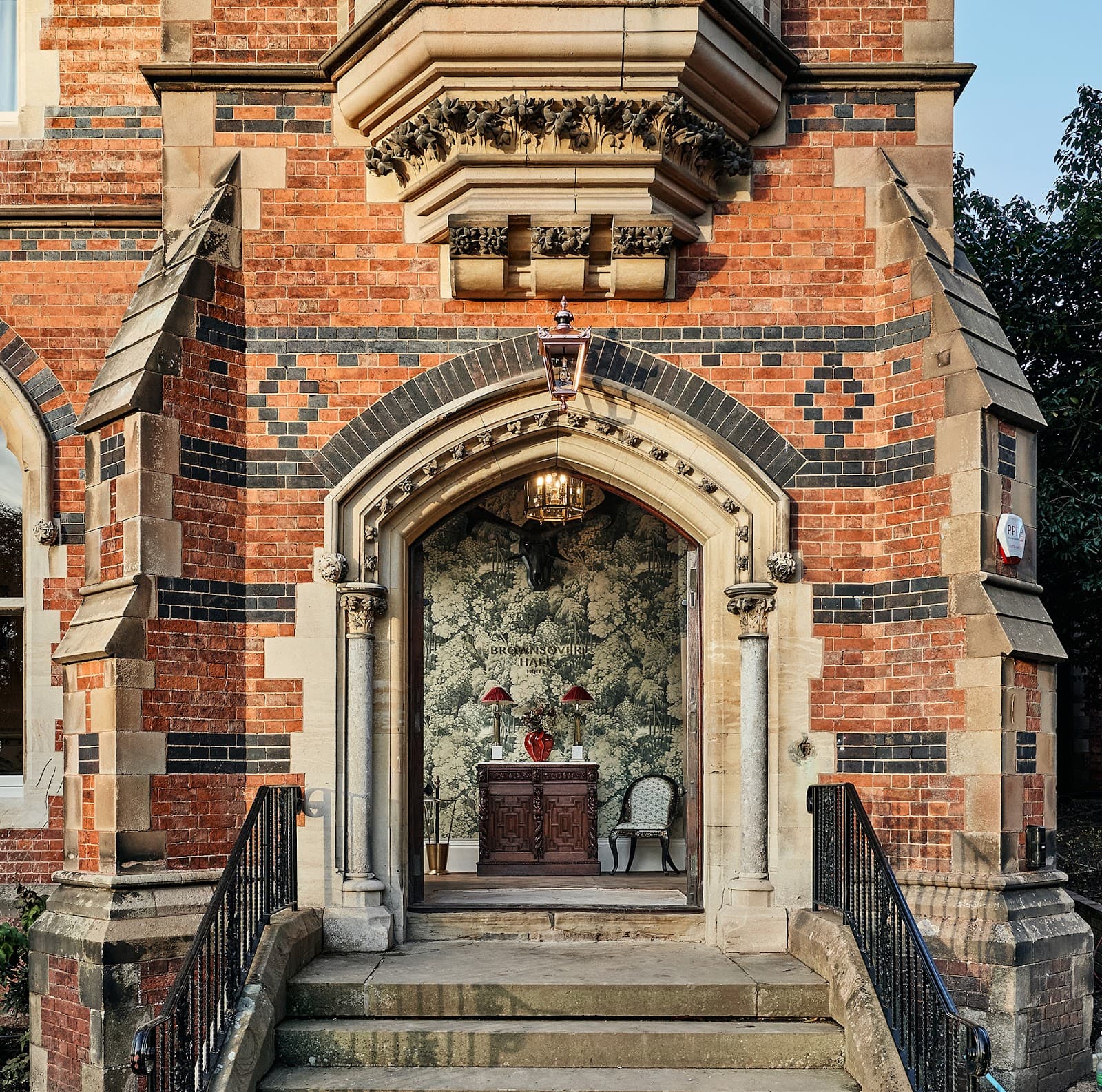 Brownsover Hall - Image 1