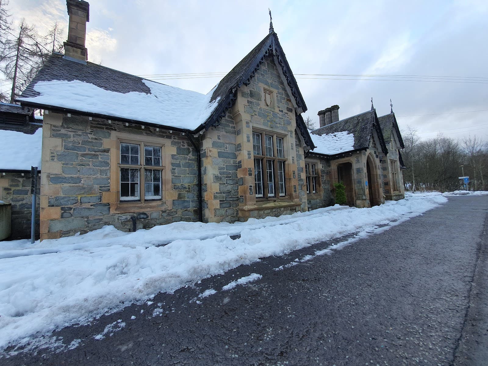 Dunkeld & Birnam Station - Image 1