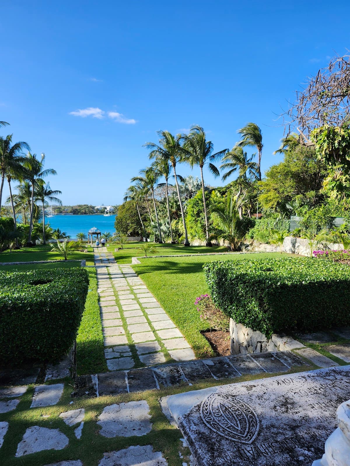 Versailles Gardens & Cloister - Image 1