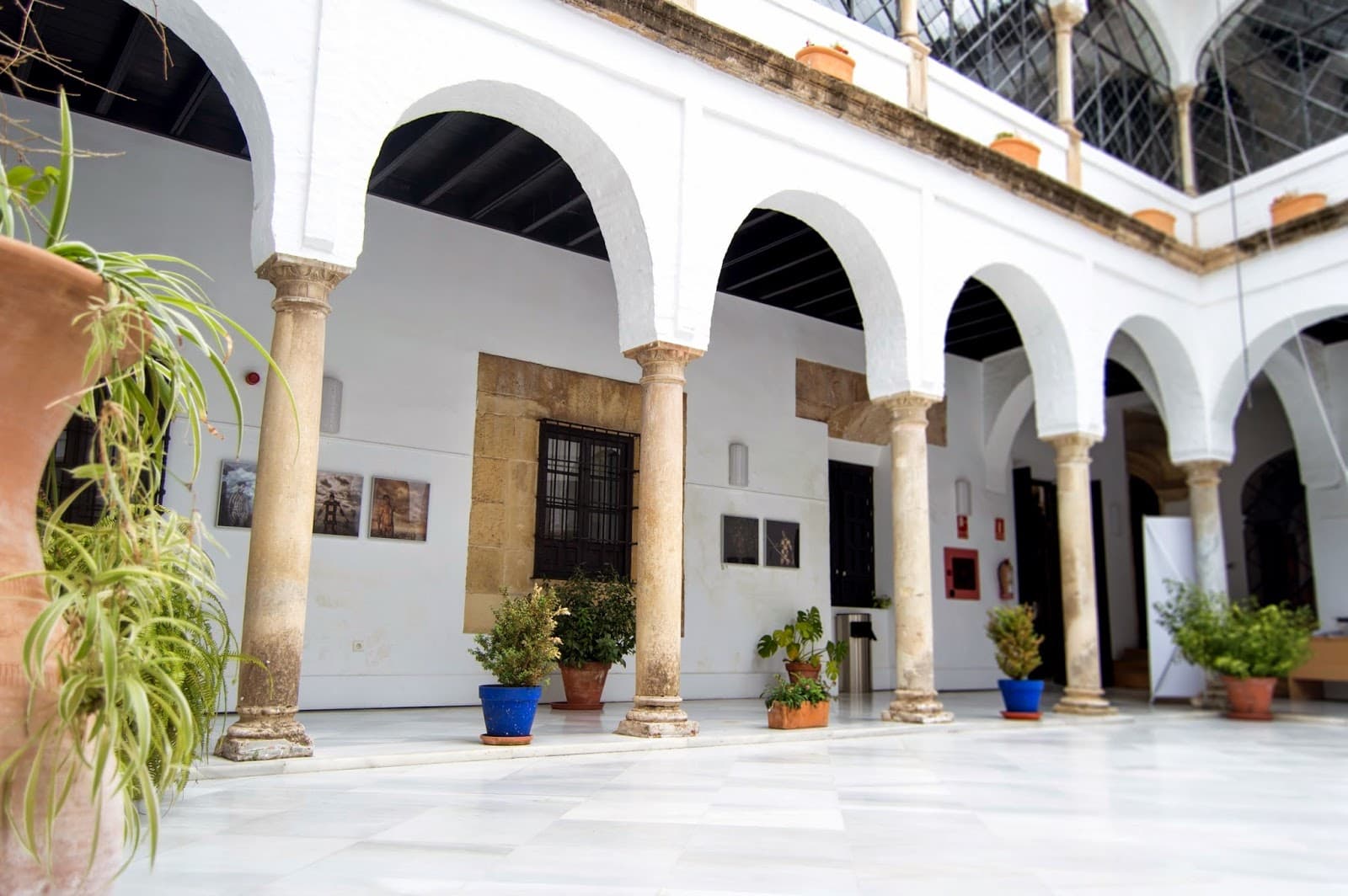 Orive Palace & Gardens - Image 1