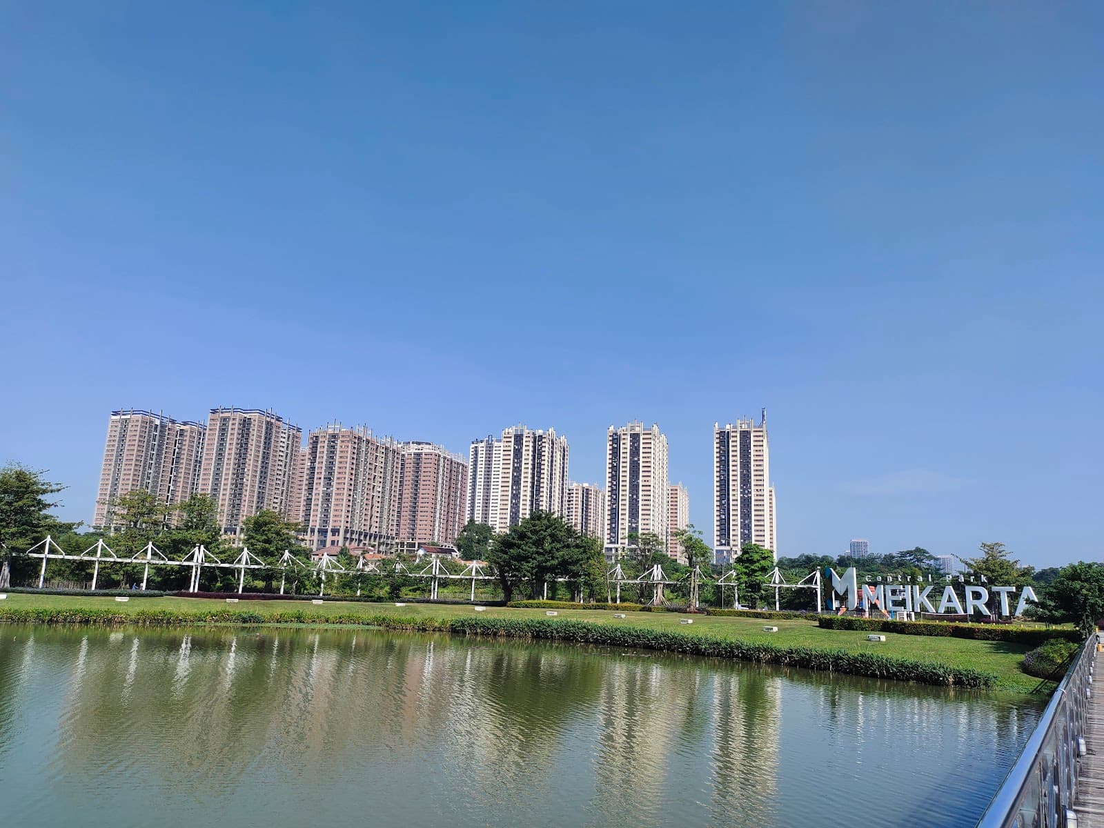 Meikarta Central Park - Image 1