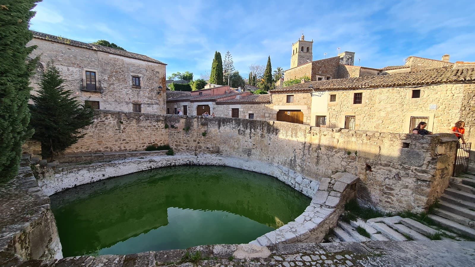 La Alberca Medieval Cistern - Image 1