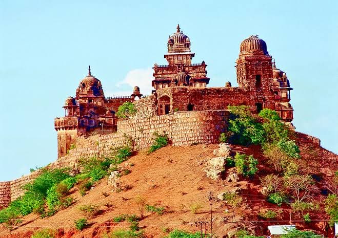 Datia Palace Datia - Image 1