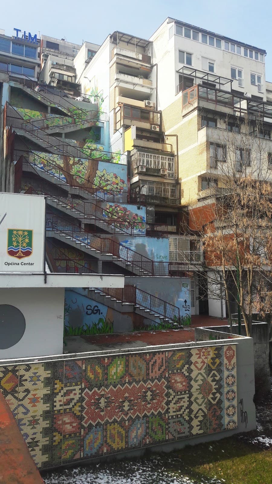 Ciglane Neighborhood - Image 1