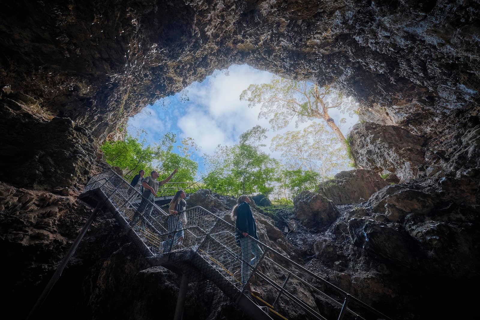 Dazzling Stalactites & Stalagmites