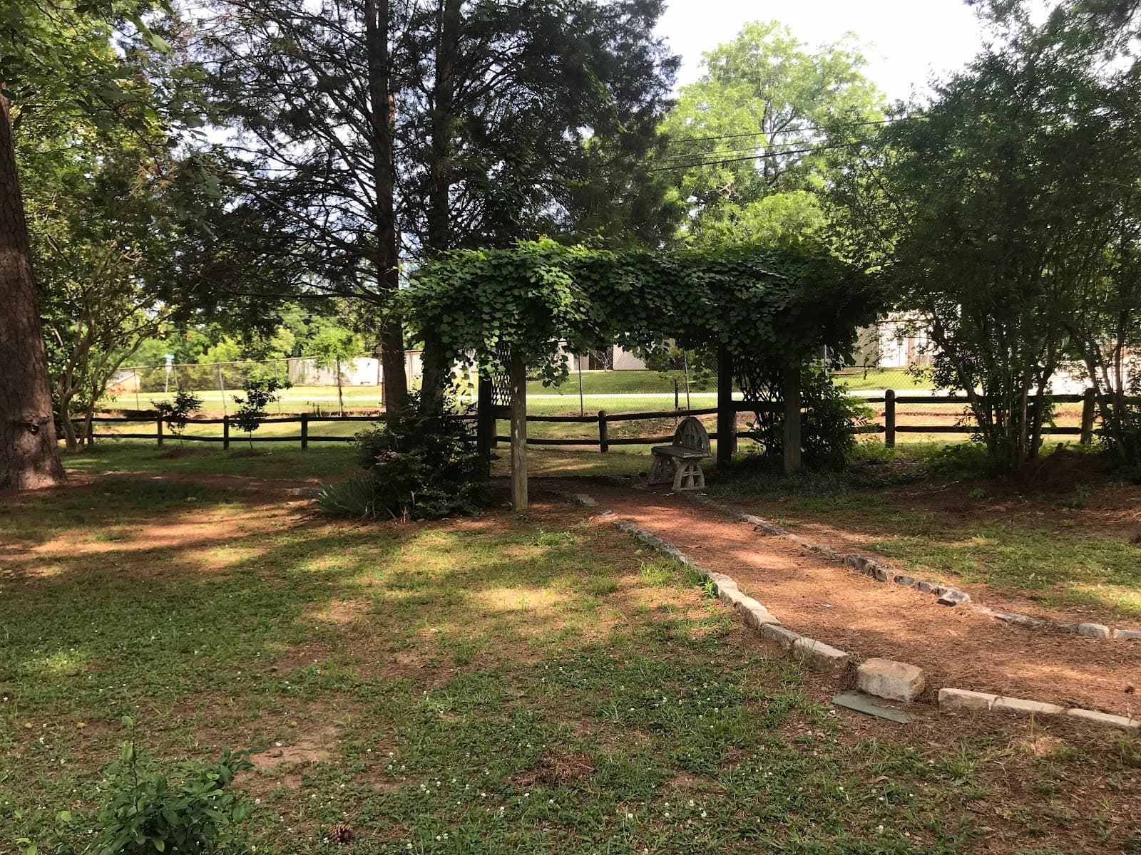 Montgomery Botanical Gardens Oak Park - Image 1