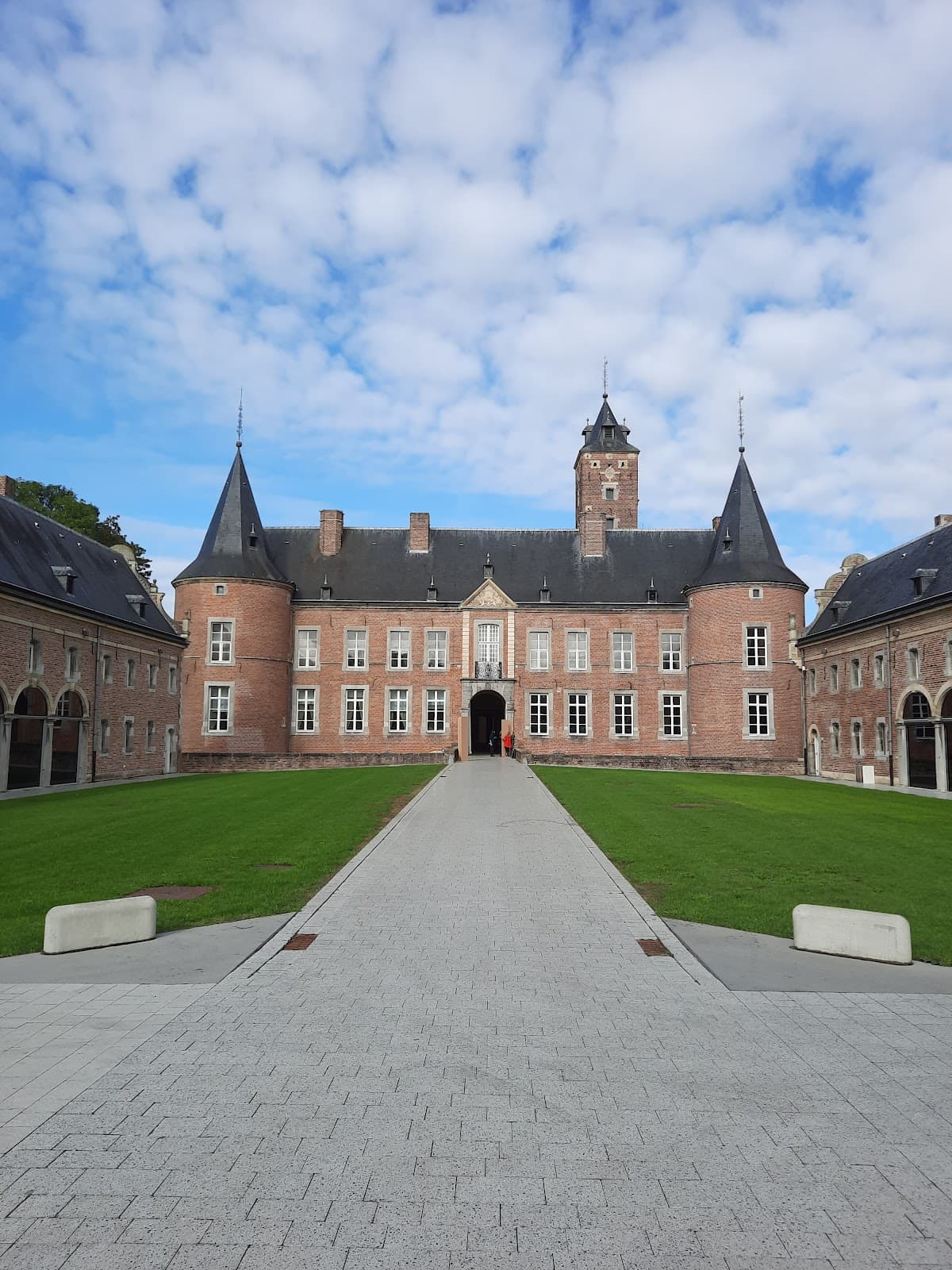 Grand Commandery Alden Biesen - Image 1