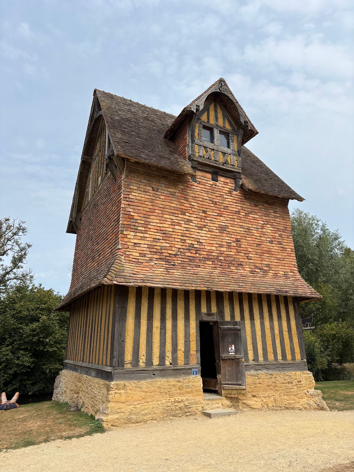 Château de Crèvecœur-en-Auge - Image 1