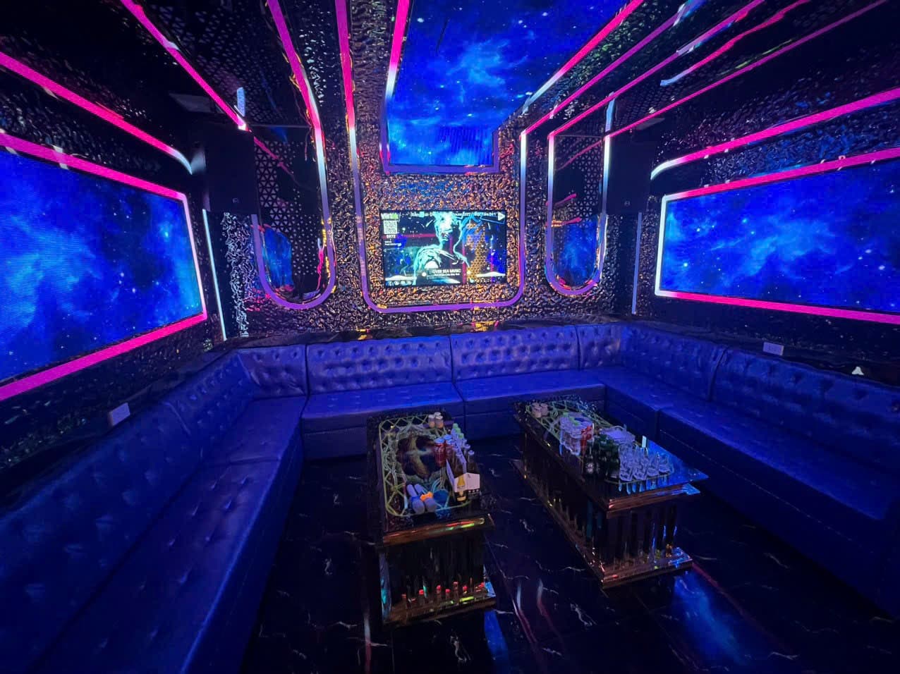 Ling Lang Street - Image 1