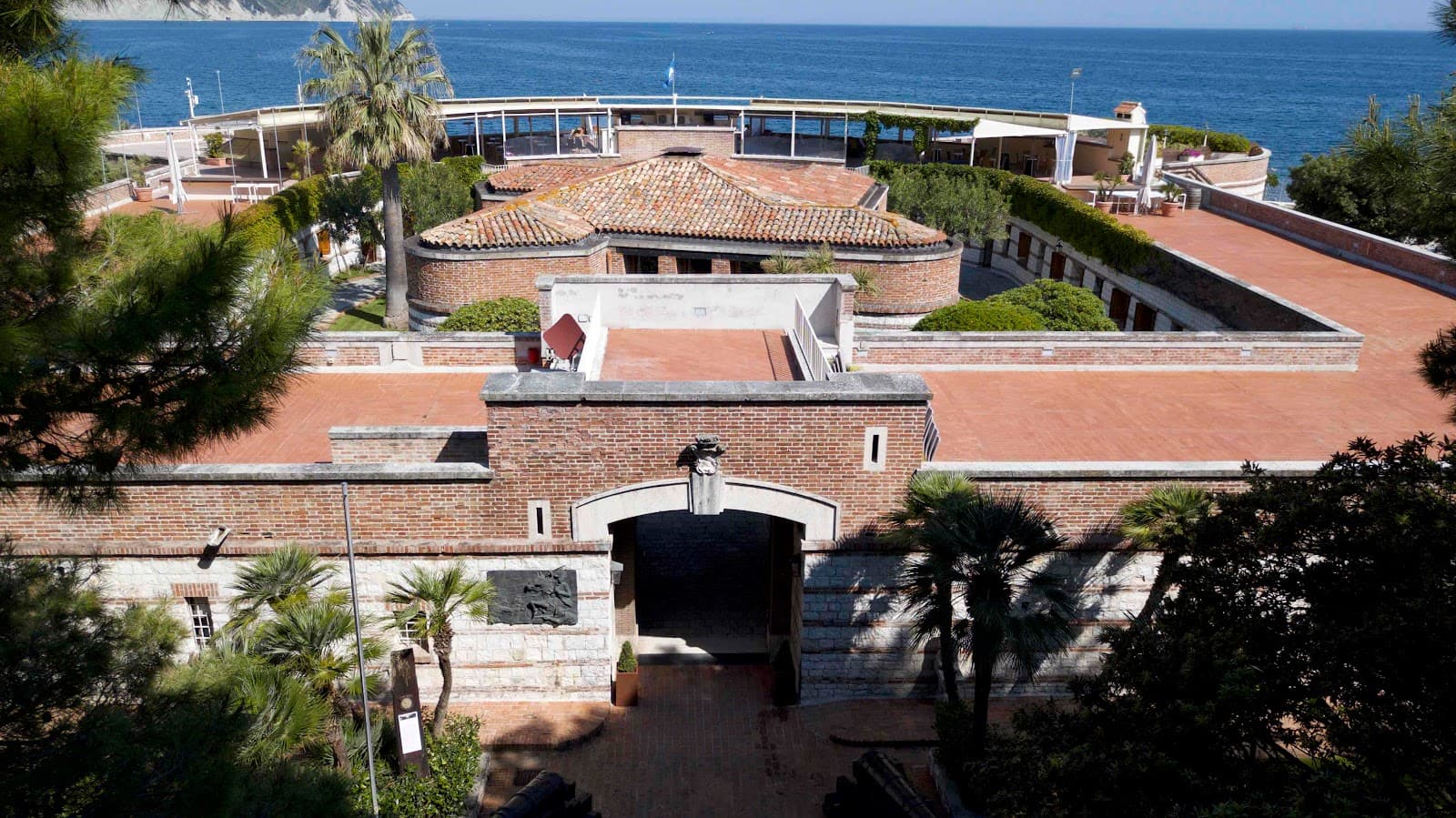 Fortino Napoleonico Portonovo - Image 1