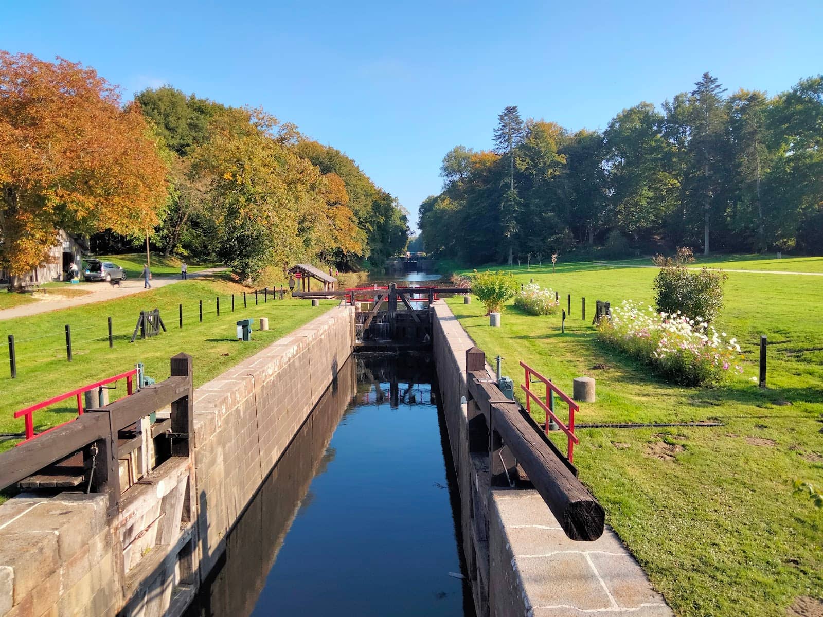 La Madeleine Information House