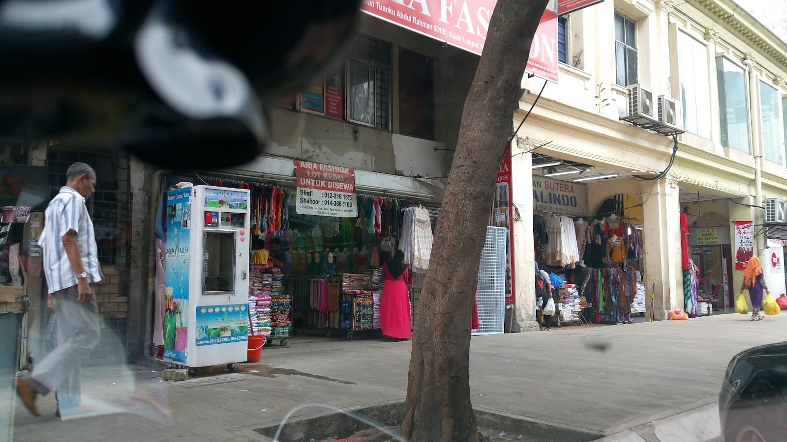 Bazaar Baru Chow Kit - Image 1