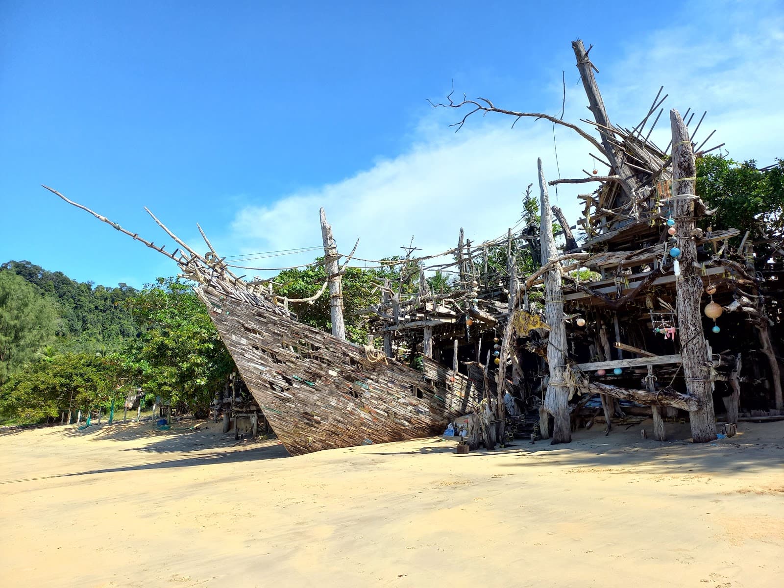 Ao Khao Kwai (Buffalo Bay, Koh Phayam) - Image 1