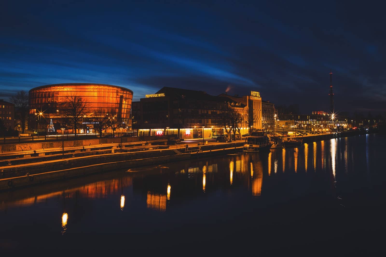 Free Breakfast Buffet