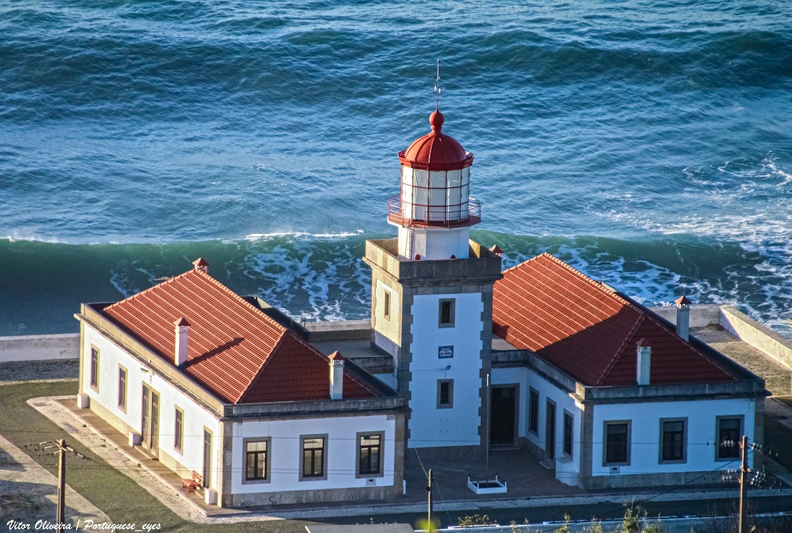 Cabo Mondego Lighthouse - Image 1