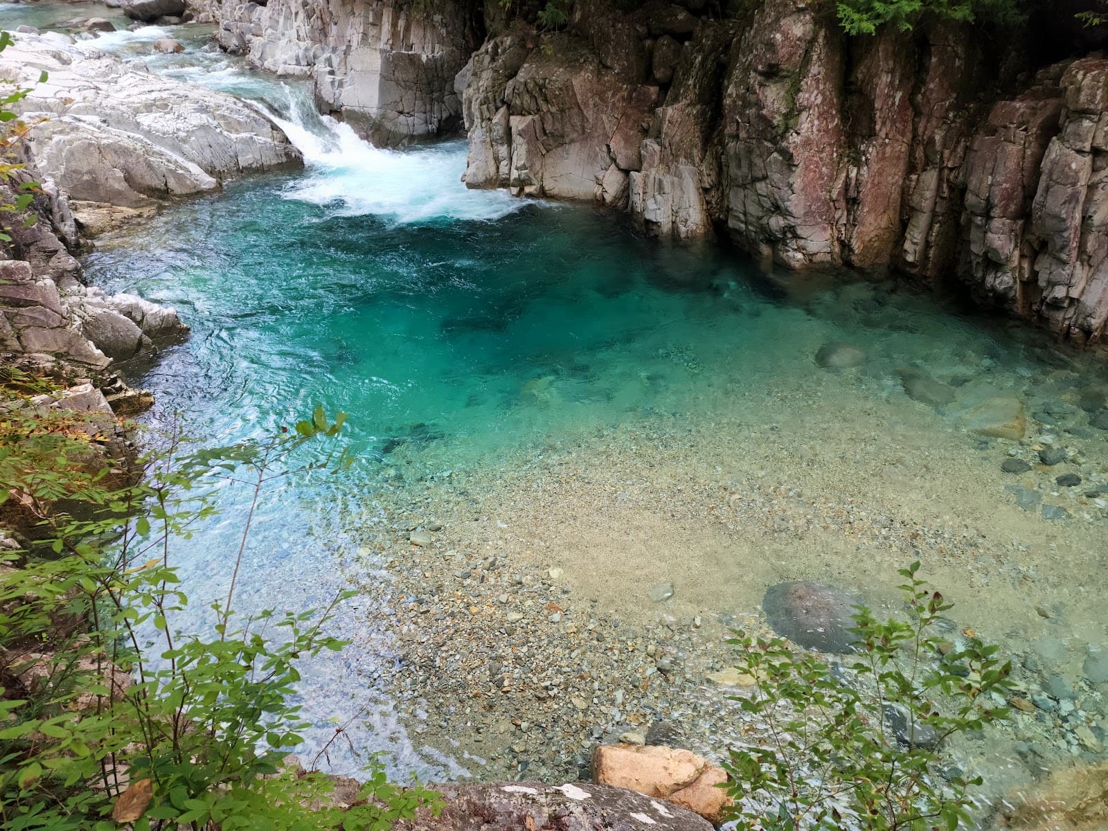 Atera Gorge - Image 1