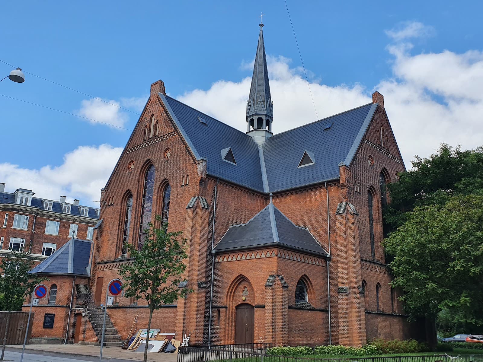 St. Thomas Church Sankt Thomas Kirke - Image 1