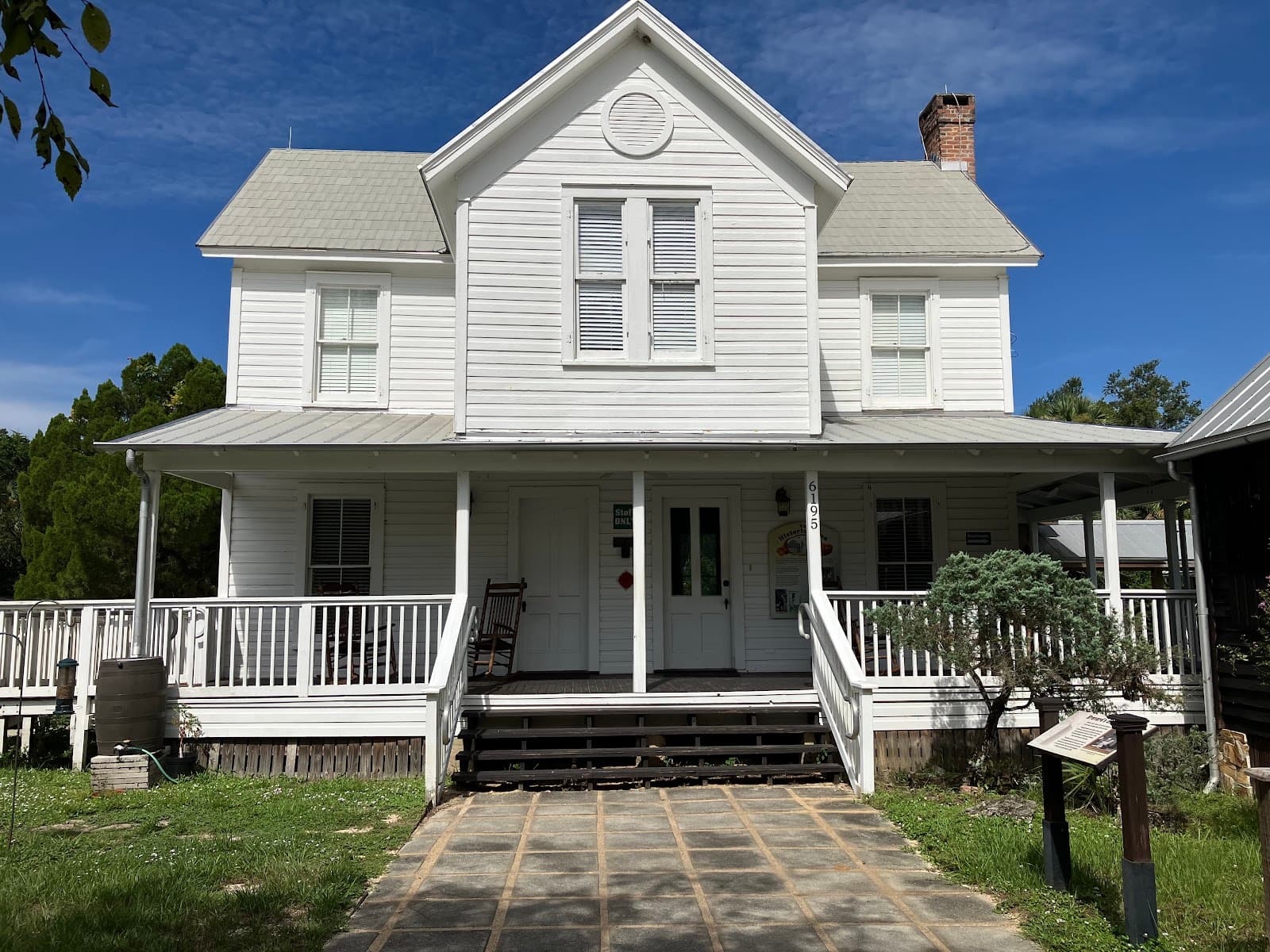 Sam's House at Pine Island - Image 1