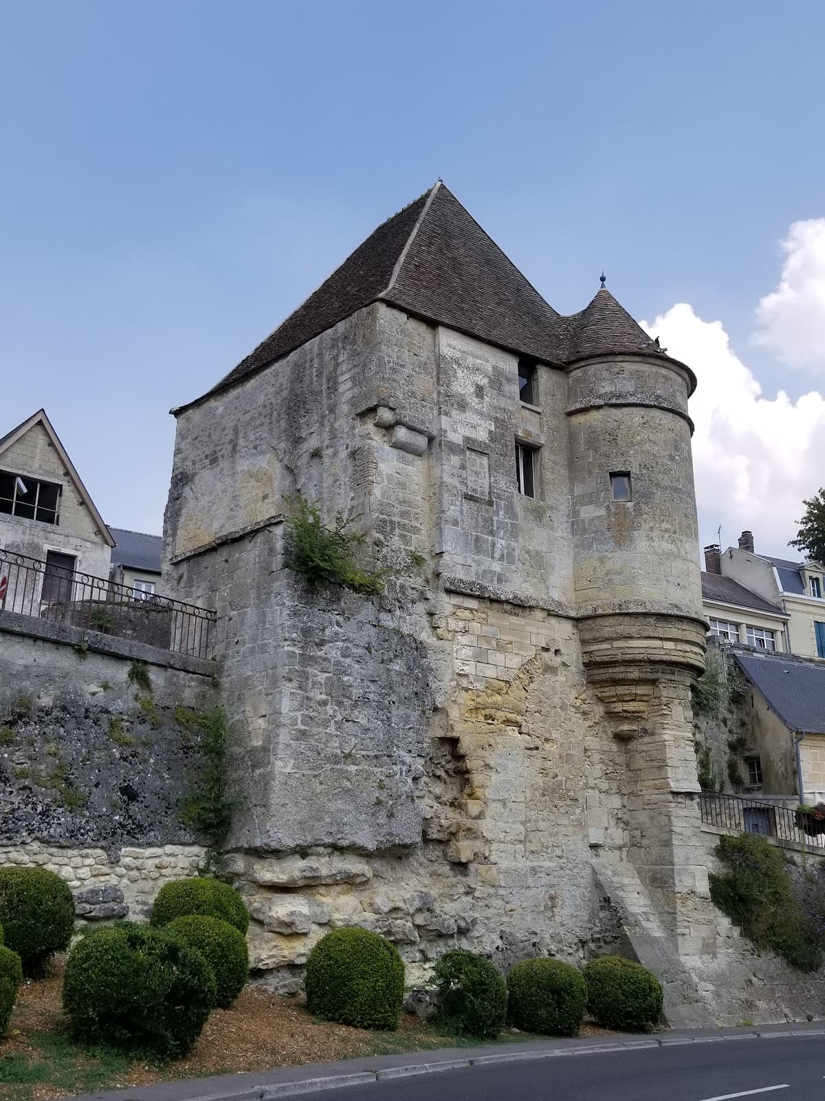 Porte d'Ardon - Image 1