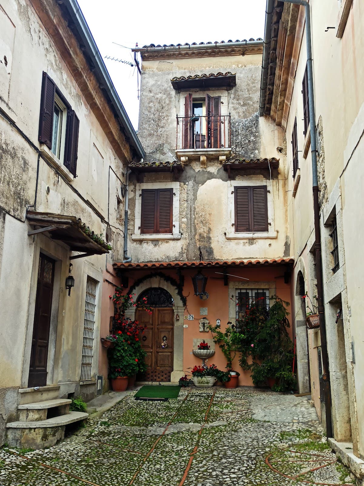 Veroli Old Town - Image 1