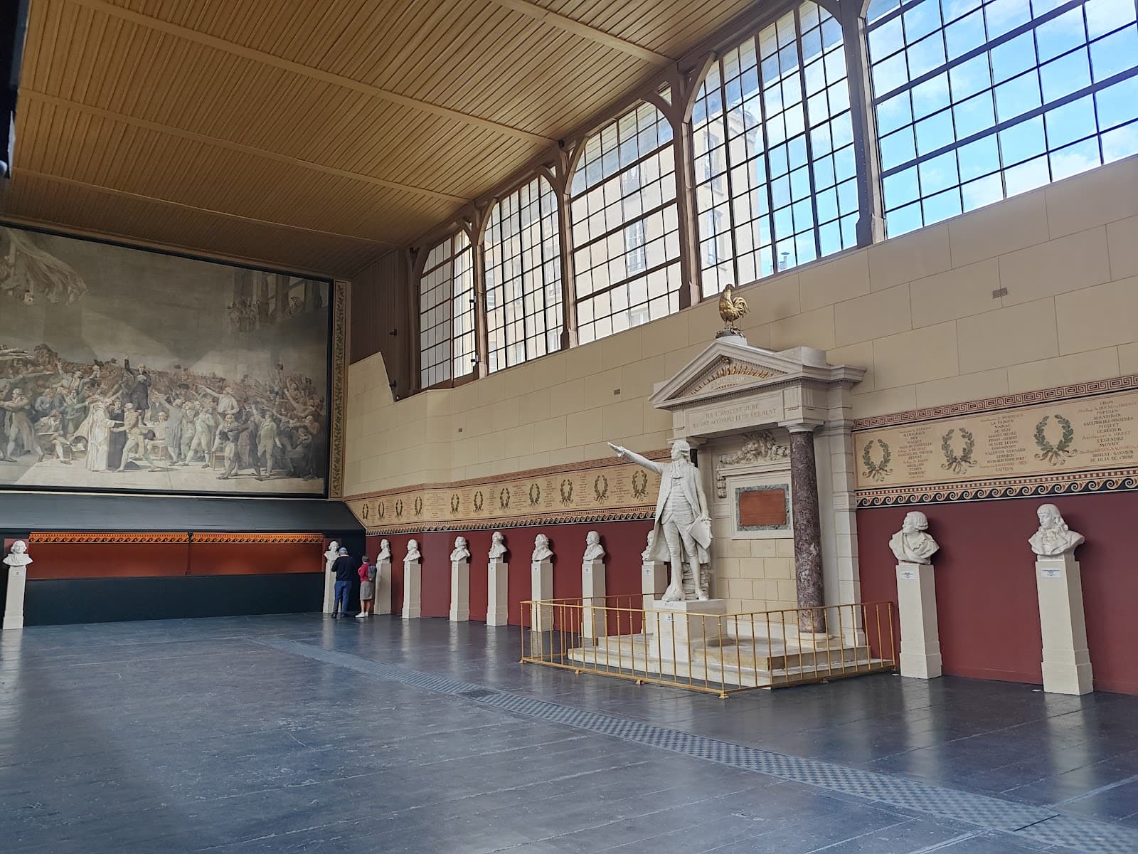 Royal Tennis Court Salle du Jeu de Paume - Image 1