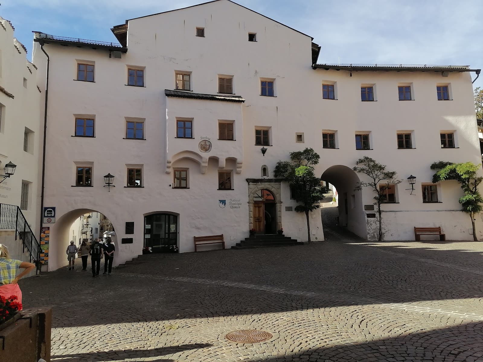 Krausplatz (Main Square) - Image 1