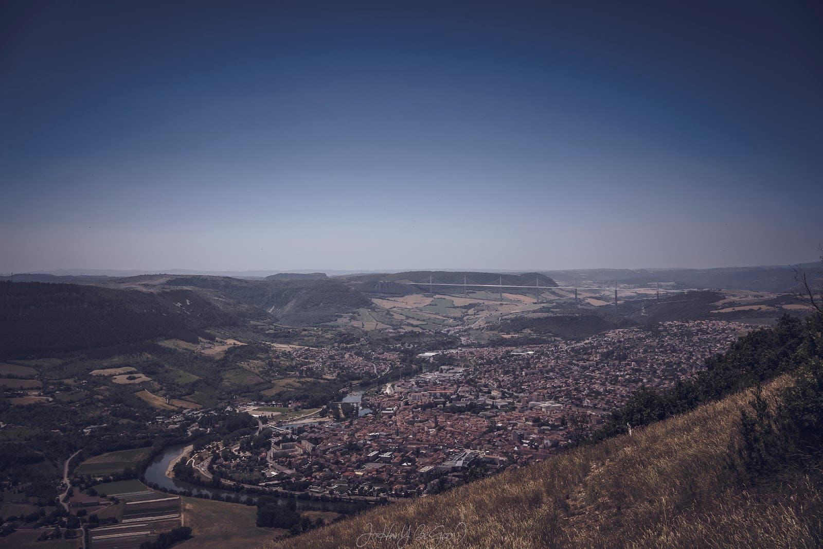 Pouncho d'Agast Viewpoint - Image 1