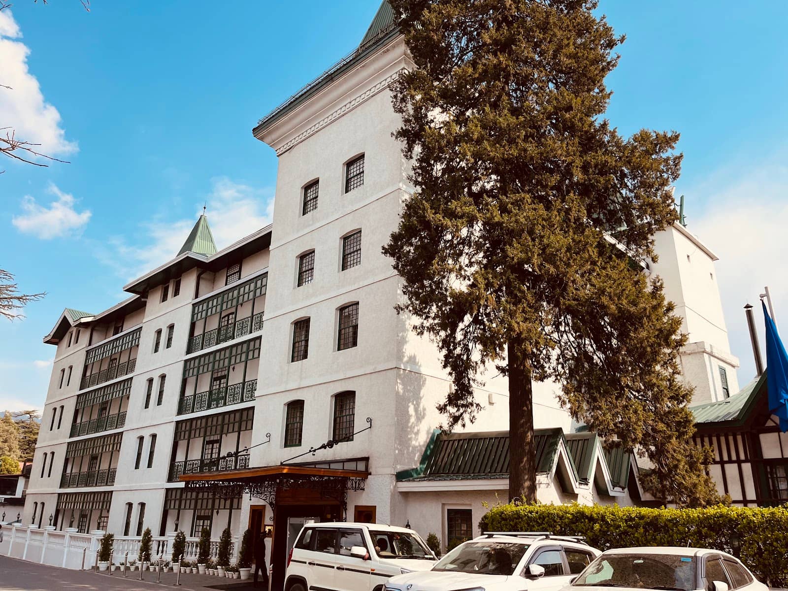 Refined Dining Experience