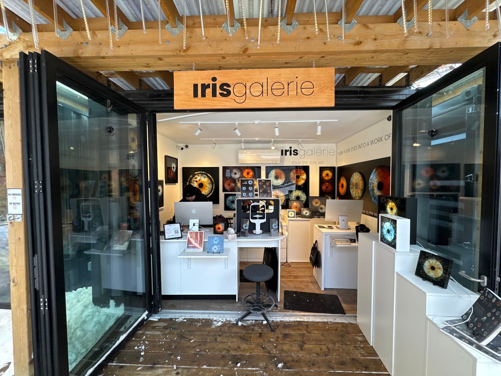 IRIS GALERIE - Image 1