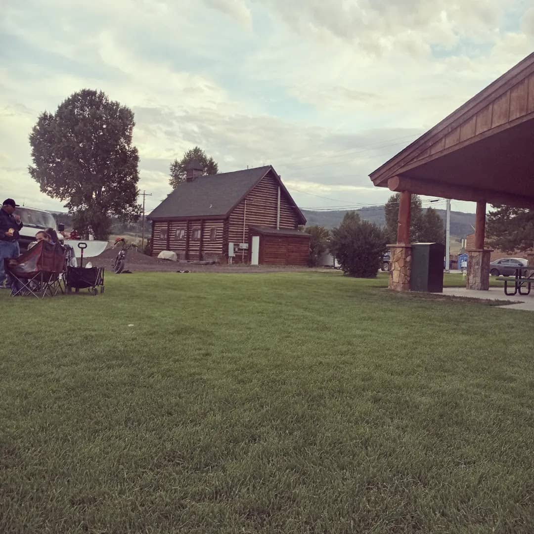 Pavilion & Picnic Areas