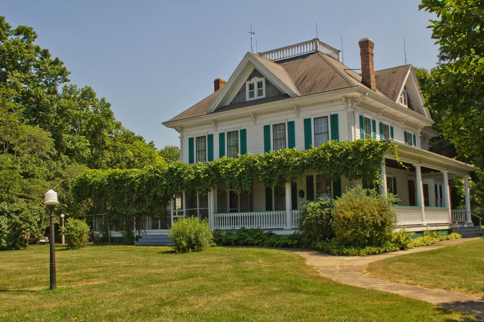 Funk Prairie Home & Rock Museum - Image 1