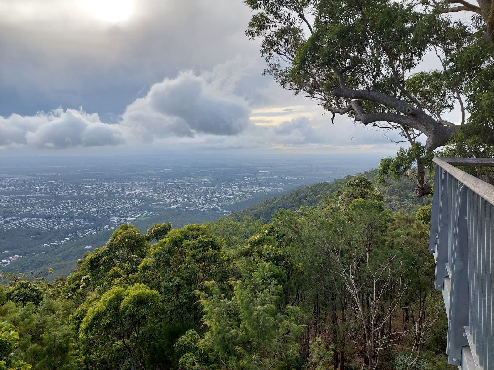 Fraser Park (Mount Archer) - Image 1