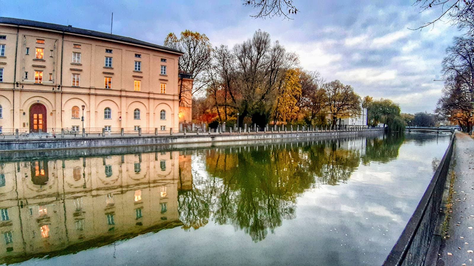 Isar River Promenade
