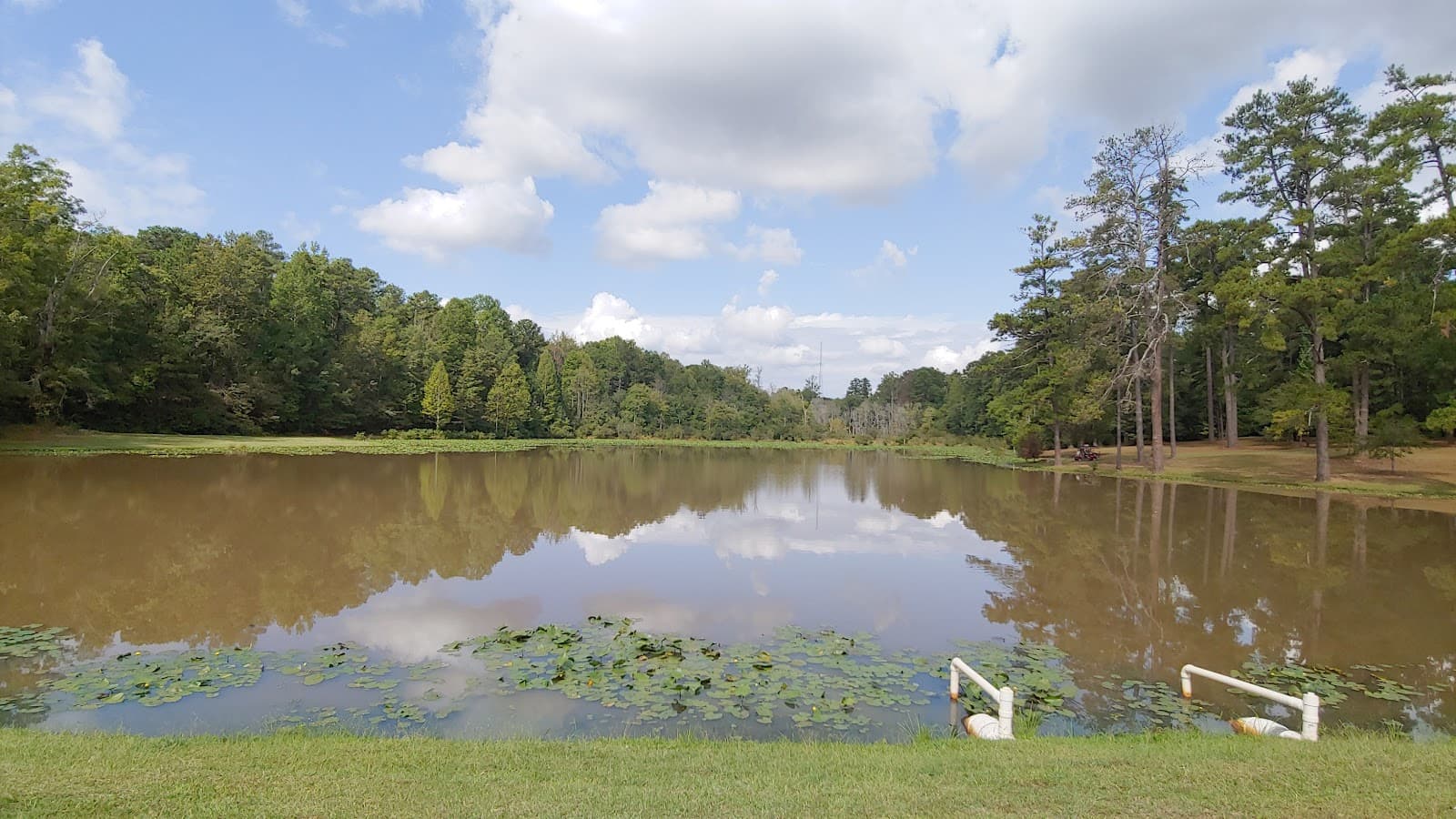 Marimac Lakes Park - Image 1