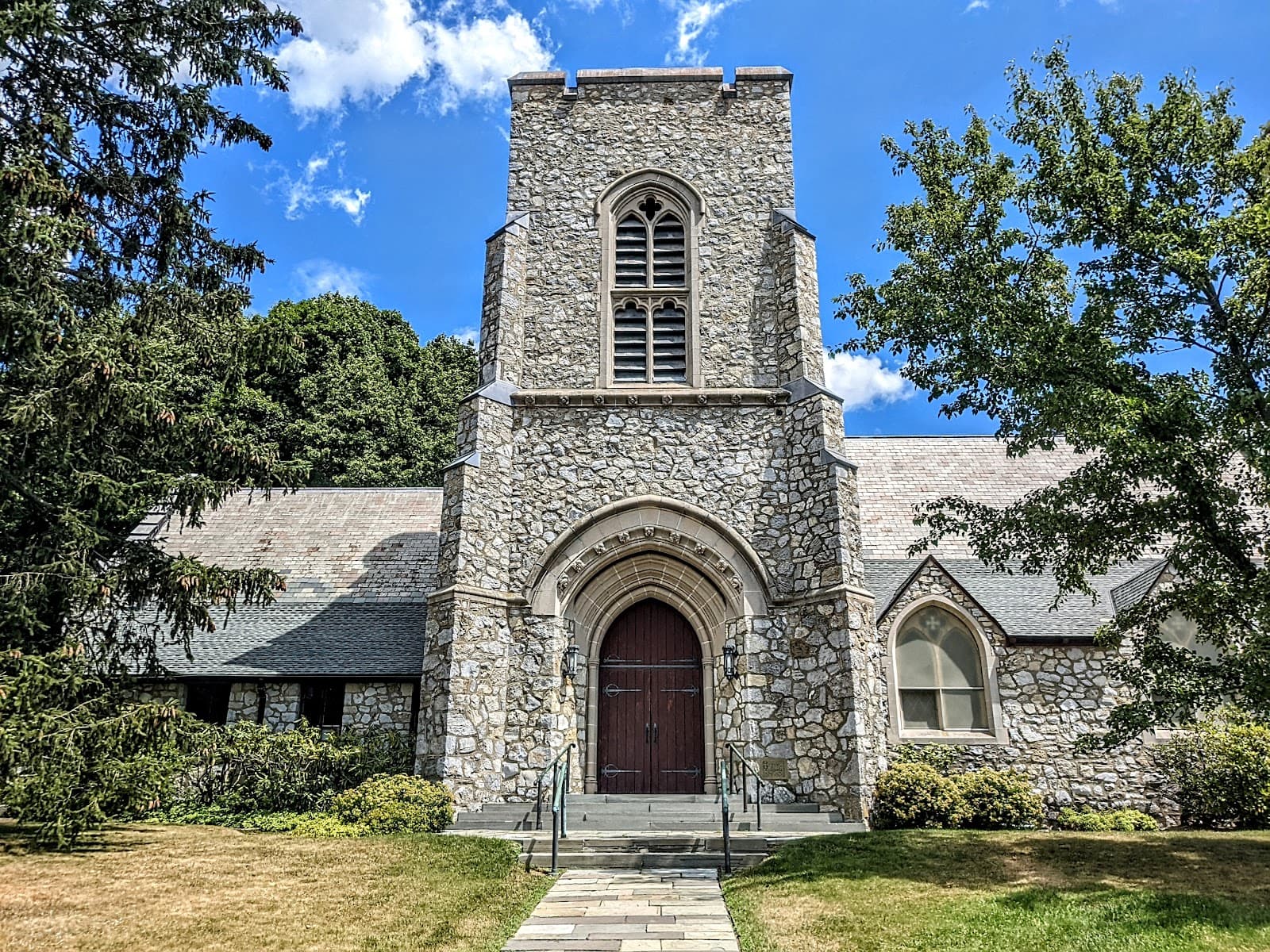 Lyall Memorial Federated Church - Image 1