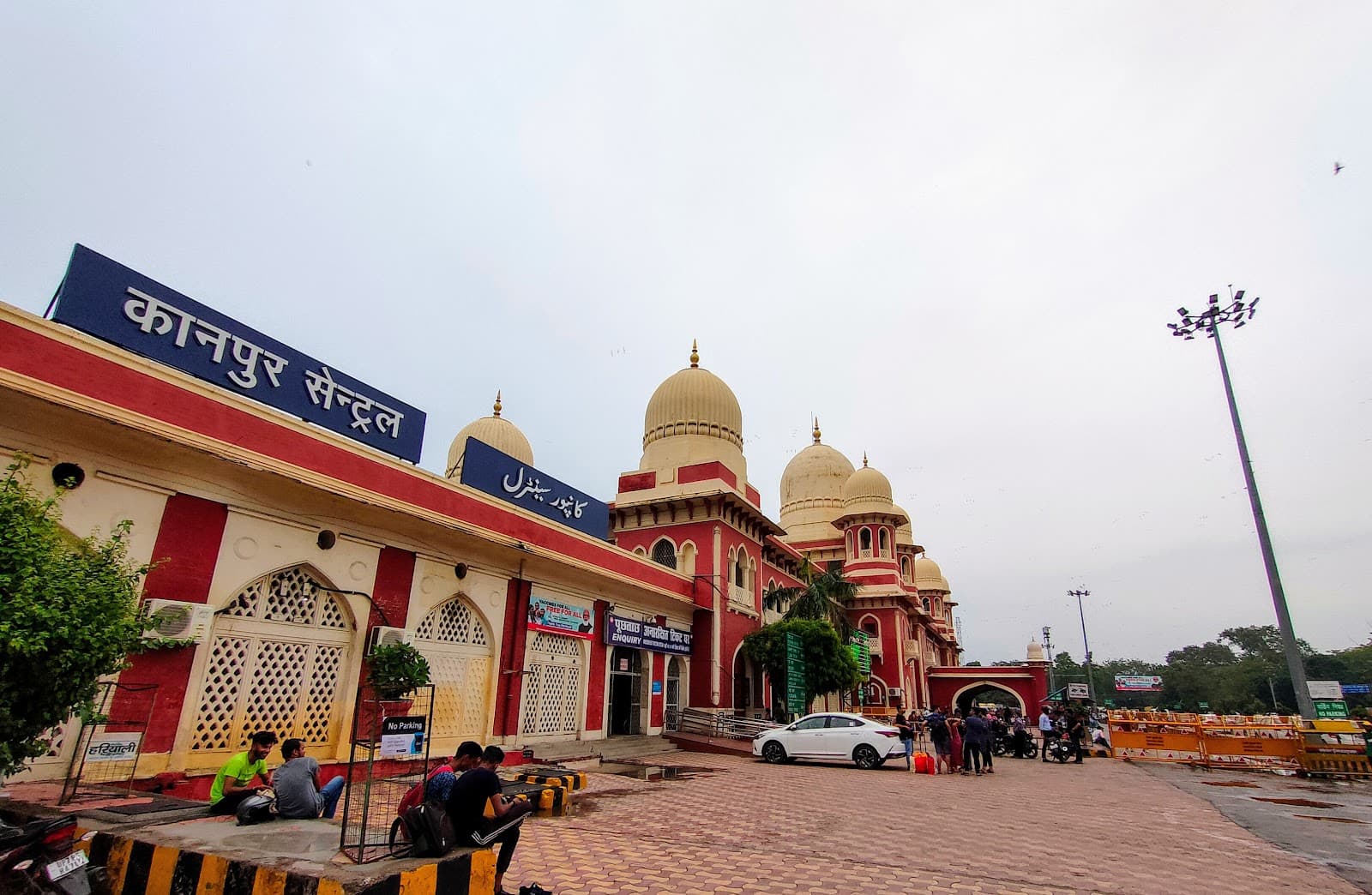 Kanpur Central Railway Station - Image 1