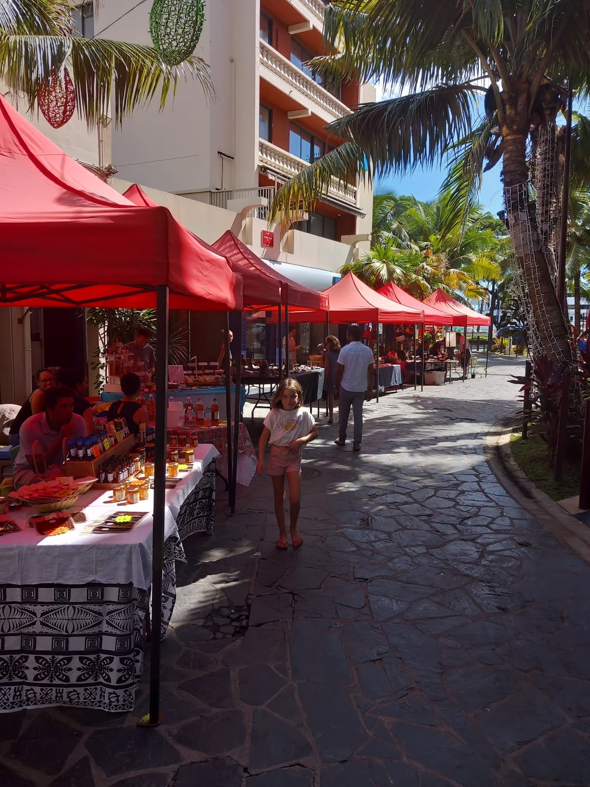 Papeete Waterfront Promenade - Image 1