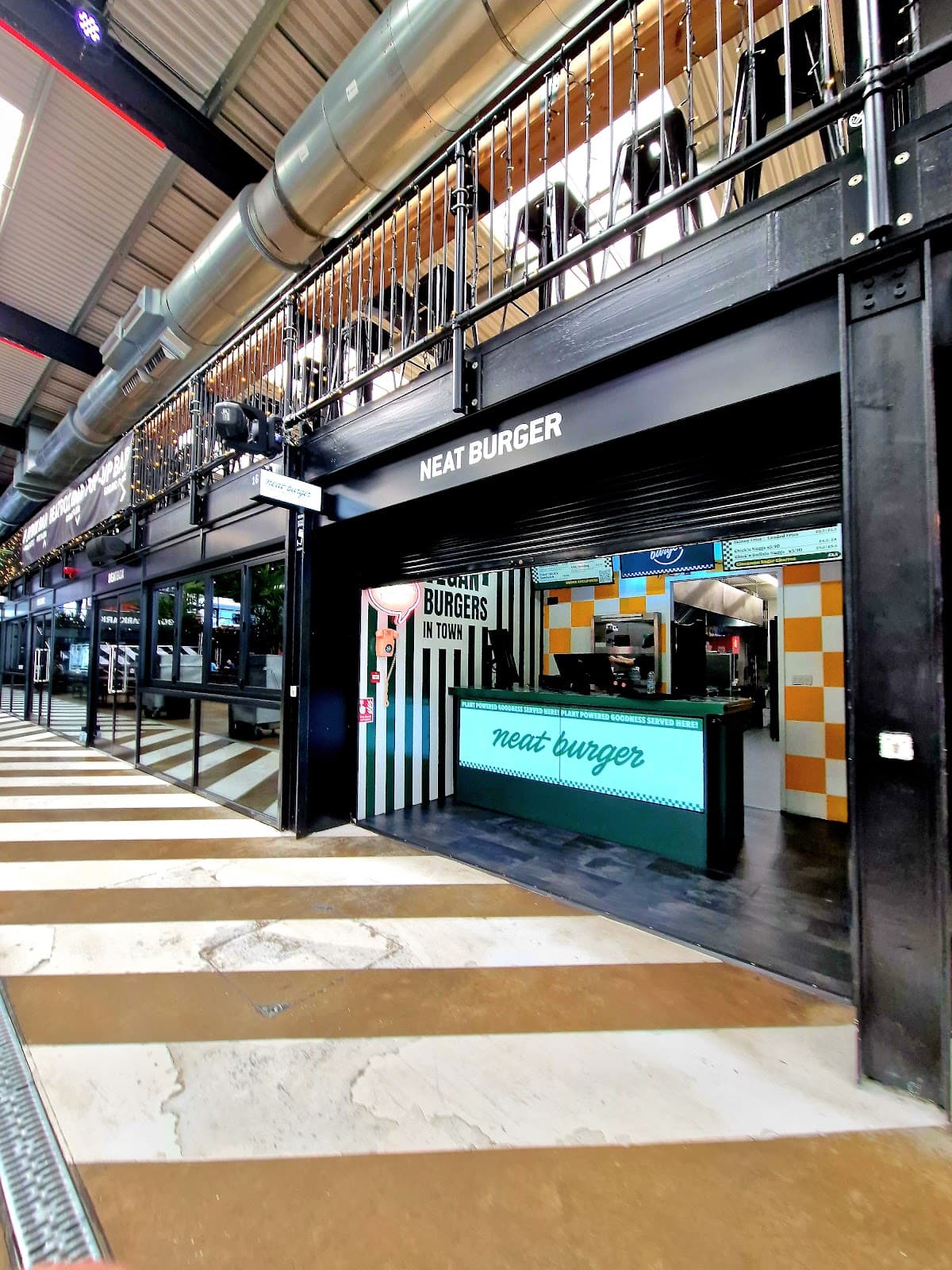 Neat Burger - Image 1