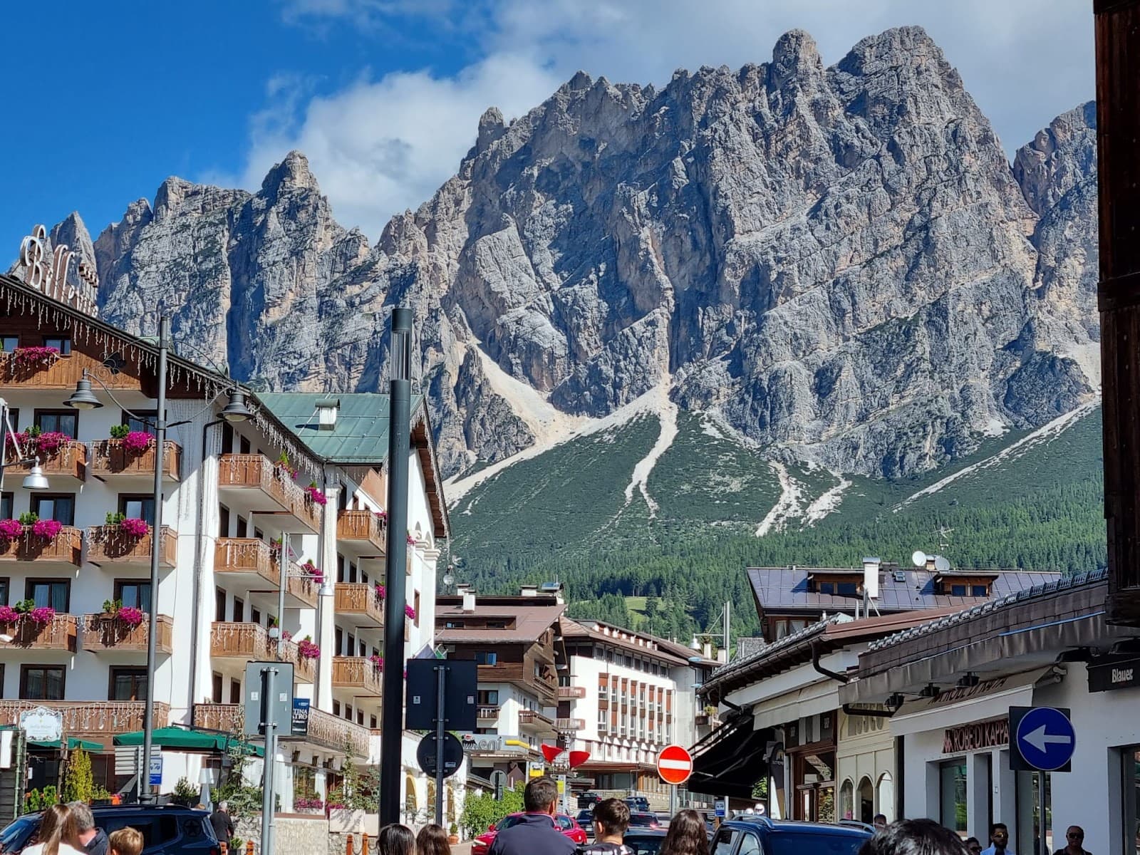 Cortina d'Ampezzo - Image 1
