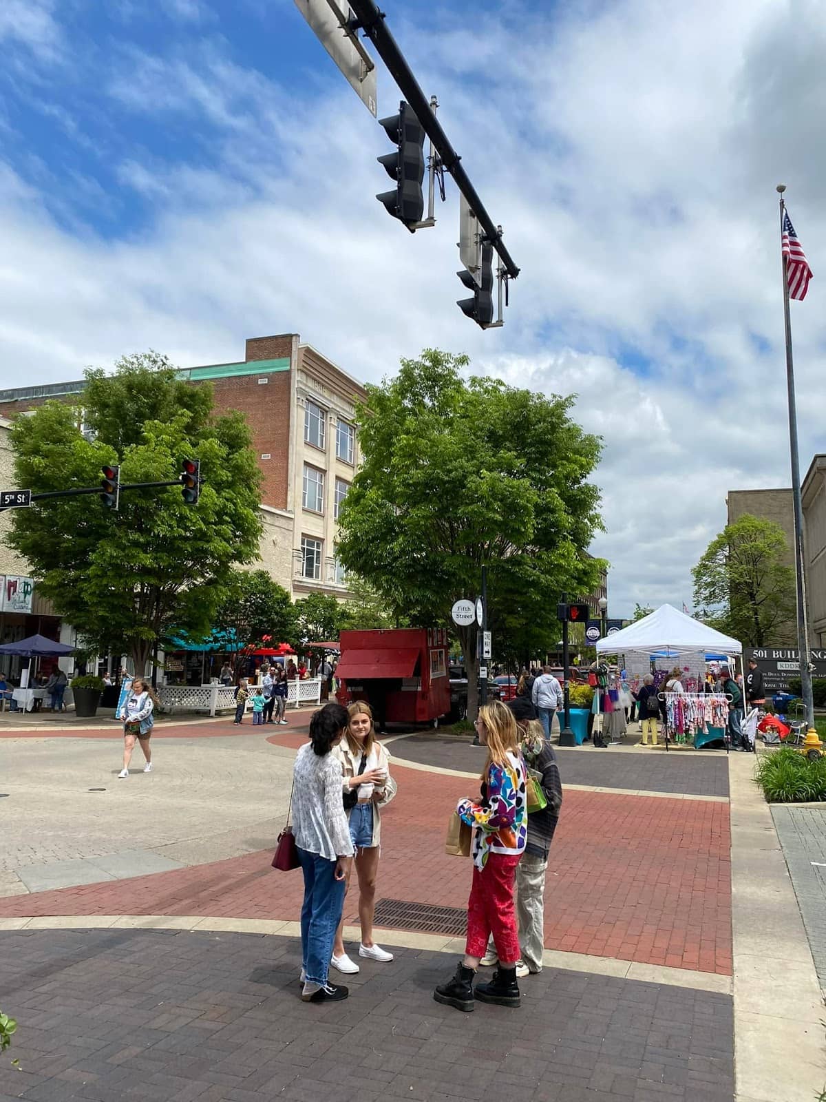 Main Street Boutiques & Eats