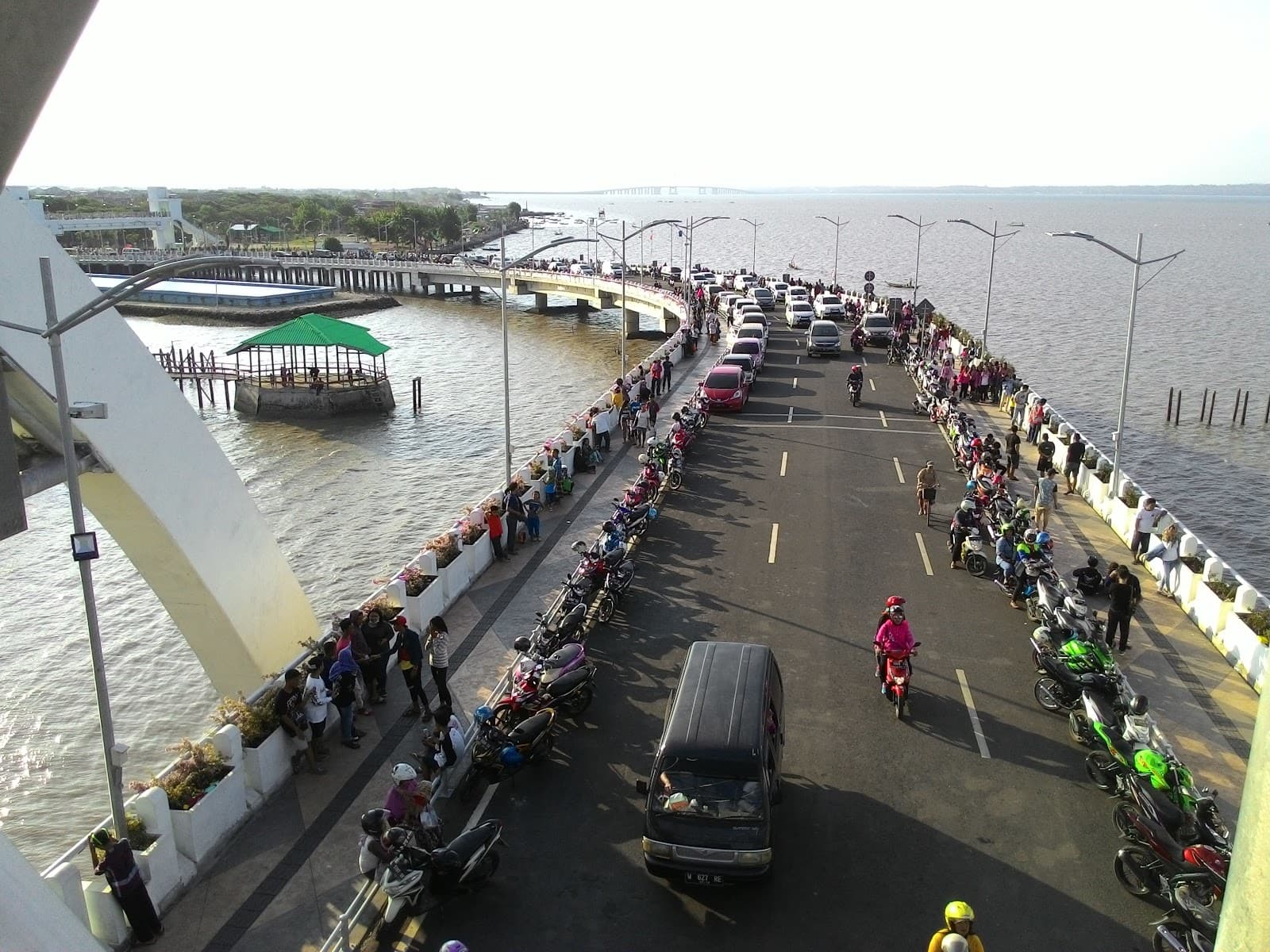 Kenjeran Beach Surabaya - Image 1
