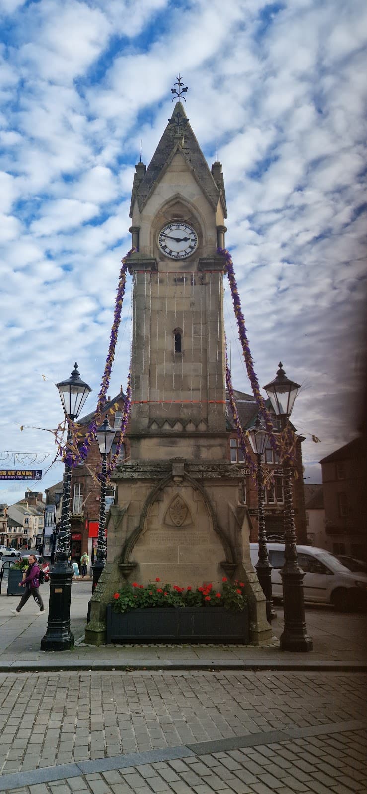 Market Square Musgrave Monument - Image 1
