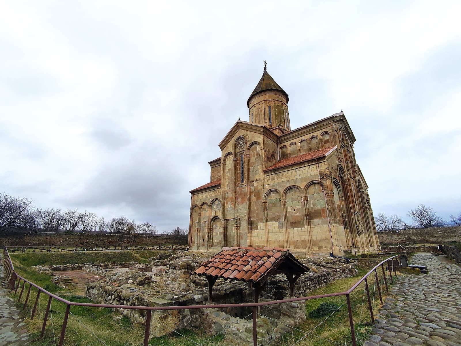Samtavisi Cathedral - Image 1