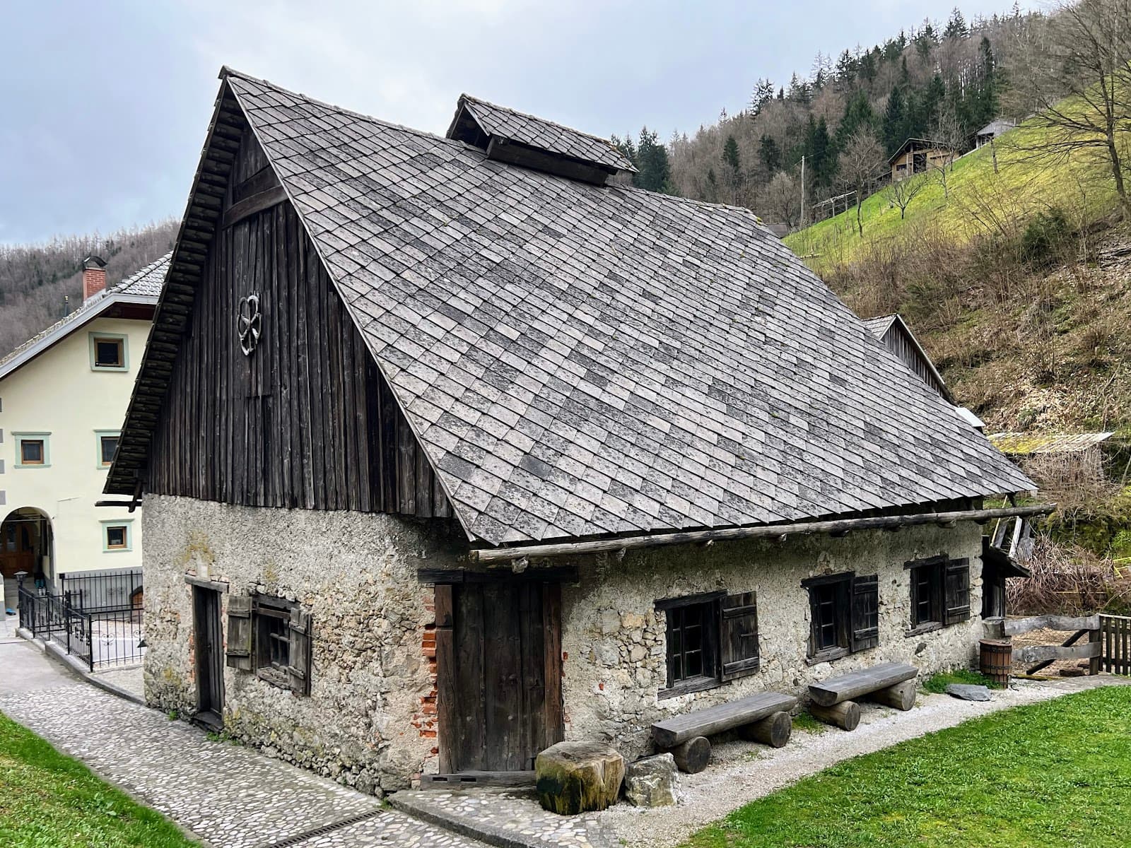 Vigenjc Vice Forge, Kropa - Image 1