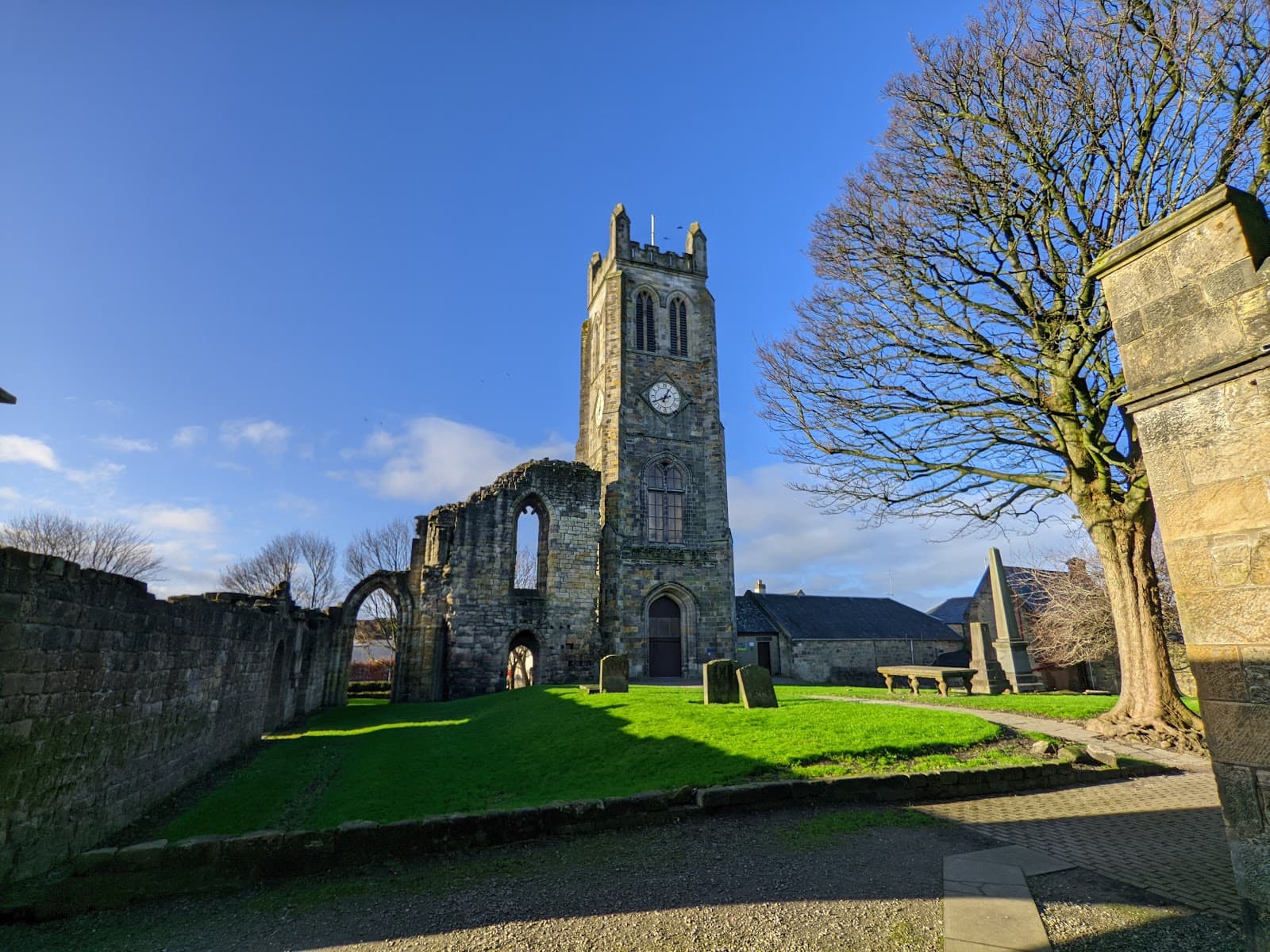 Kilwinning Abbey - Image 1
