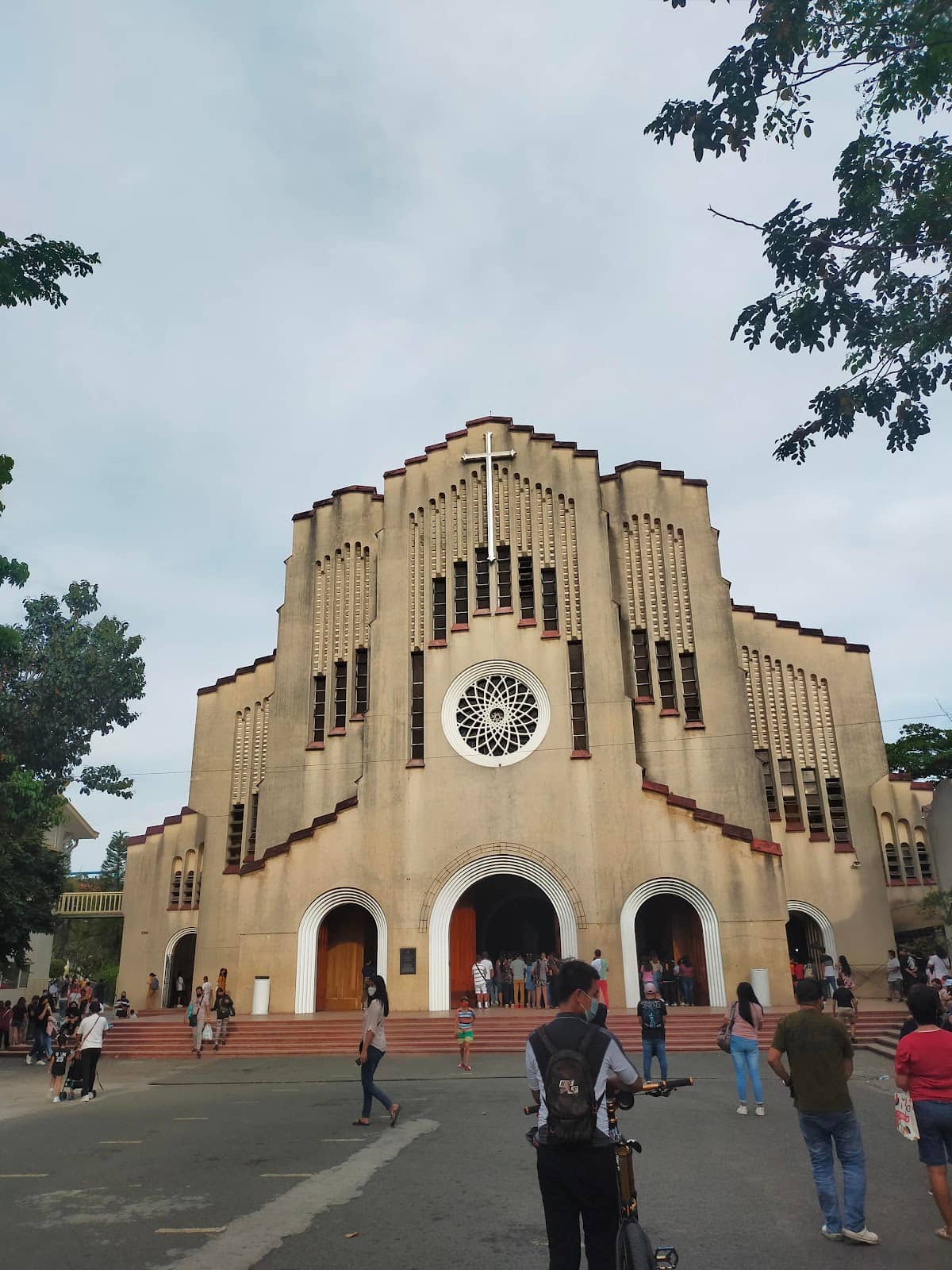 Baclaran Market Buzz