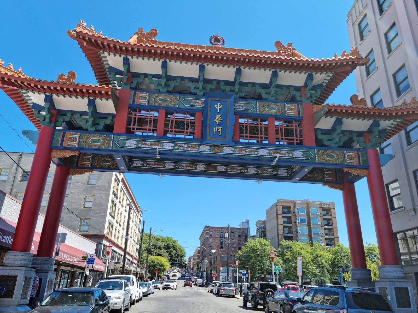 Chinatown Gate - Image 1