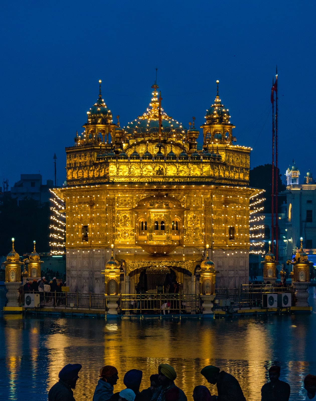 The Golden Temple's Serene Ambiance