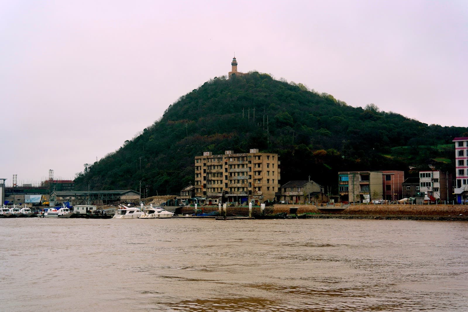 Shenjiamen Fishing Port - Image 1